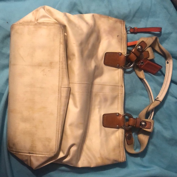 Coach Bag - Picture 3 of 4